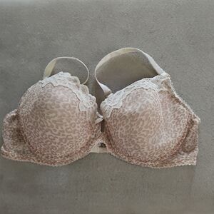 Fruit of the Loom Beige Leopard Bra with Lace